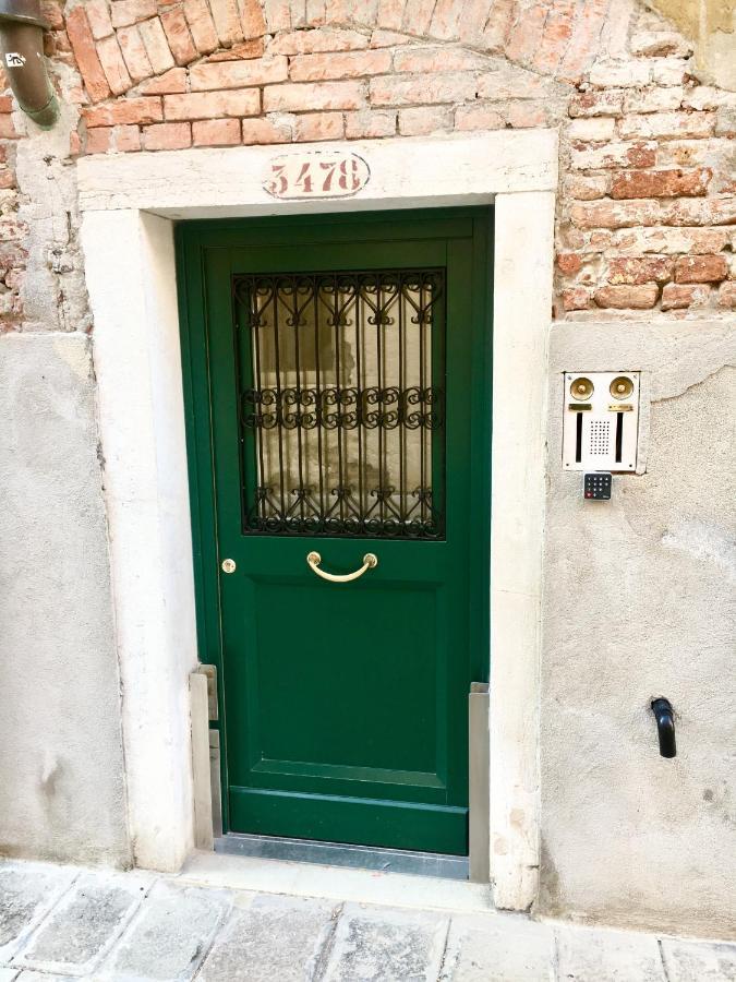 Venice Mirrors Dış mekan fotoğraf